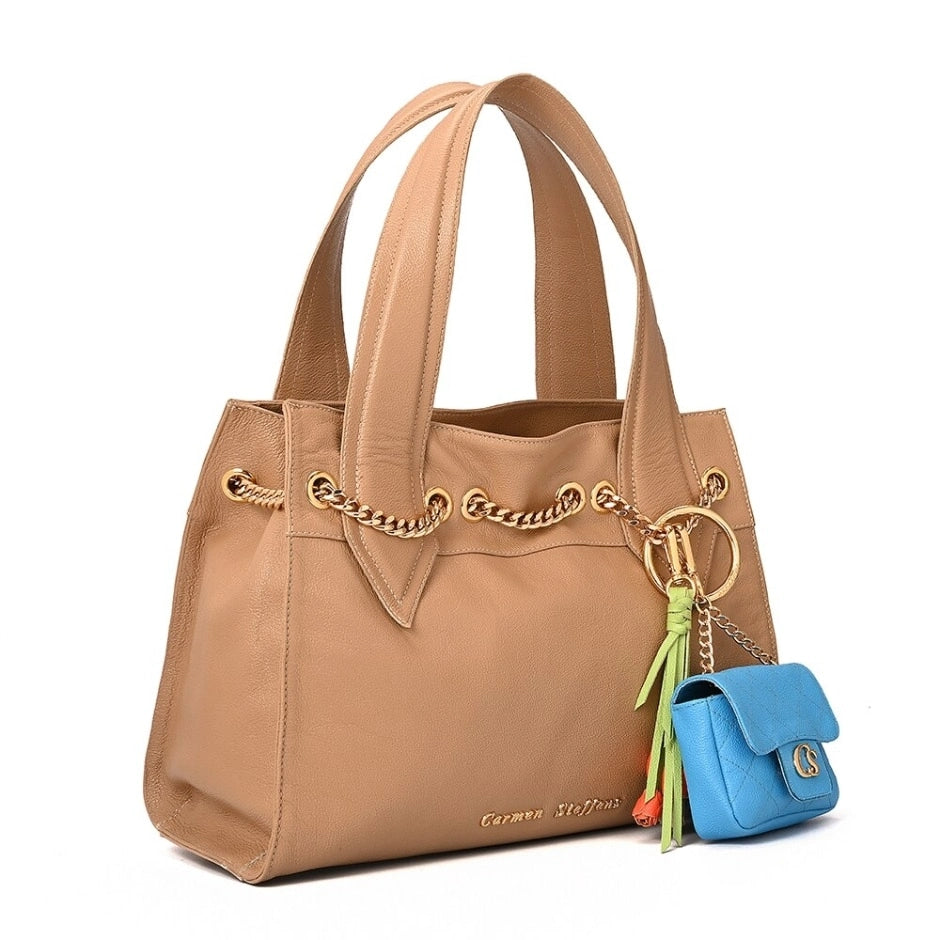 Bolsa De Ombro Bege Camel Com Charm Bag